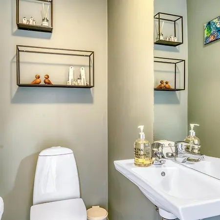 Nanook - 750m To The Fjord By Interhome