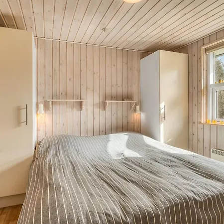 Dom wakacyjny Nanook - 750m To The Fjord By Interhome *